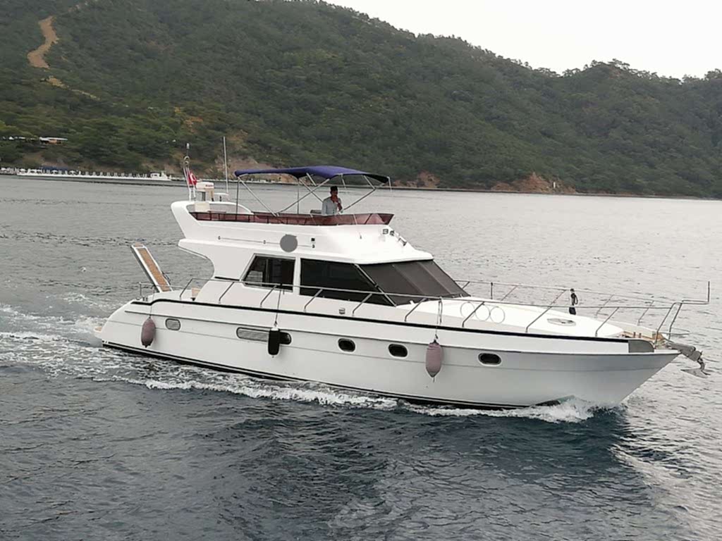 CAN Bodrum 10 kişi kapasiteli Motoryacht