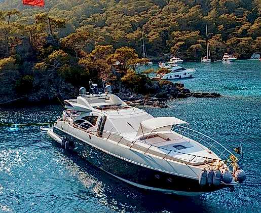AZIMUT26 Bodrum 8 kişi kapasiteli Motoryacht
